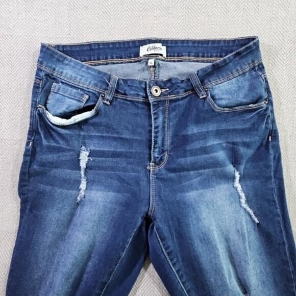 California Vintage Jeans Women's 16 (W34 L26) Med Wash Tapered Cut Distressed - Picture 9 of 16